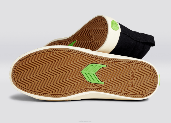 hombres Cariuma ante negro X606192