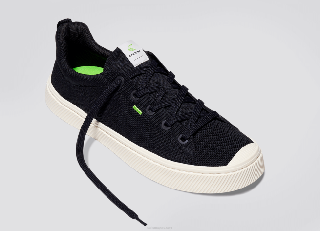 hombres Cariuma punto negro X606177