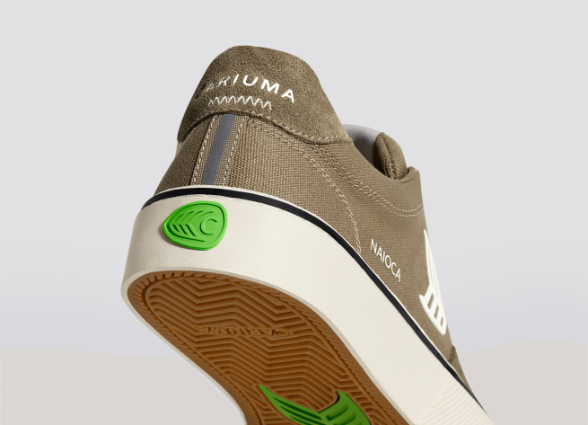 hombres Cariuma arena/marfil X606108