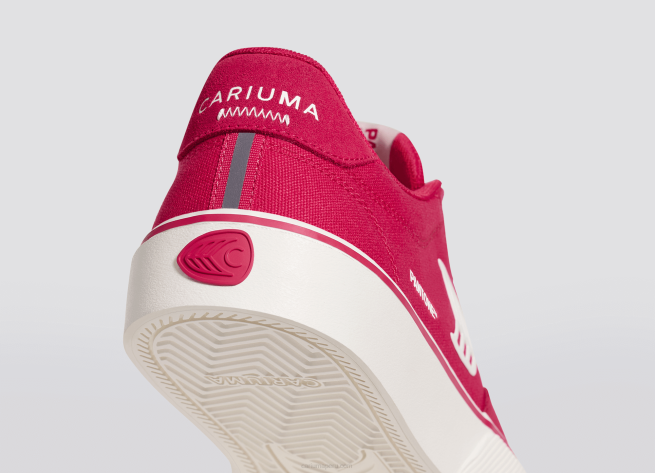 hombres Cariuma pantone viva magenta/blanco roto X60678