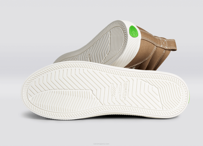 hombres Cariuma lienzo pantone león X60664