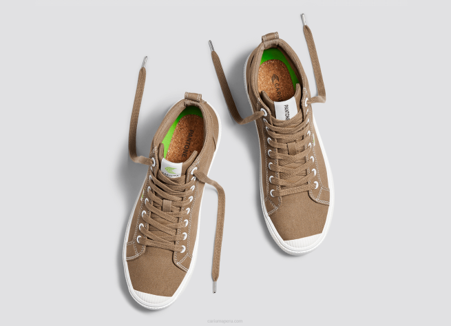 hombres Cariuma lienzo pantone león X60664