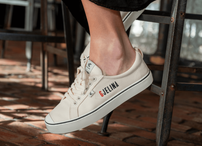 hombres Cariuma lona arena gjelina X60652