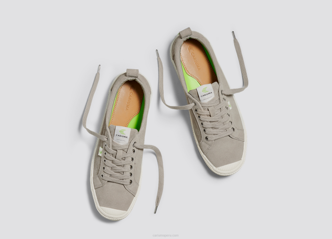 mujer Cariuma ante gris X606256